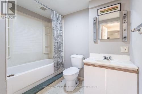 3465 Wilmot Crescent, Oakville, ON - Indoor Photo Showing Bathroom