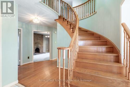 3465 Wilmot Crescent, Oakville, ON - Indoor Photo Showing Other Room