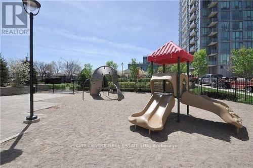 2910 - 3515 Kariya Drive, Mississauga, ON - Outdoor