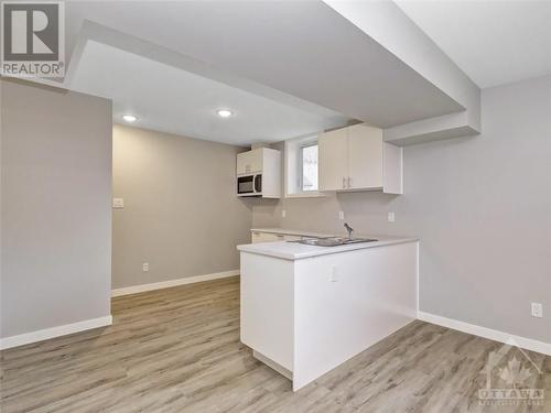 101 Main Street, Almonte, ON - Indoor Photo Showing Laundry Room