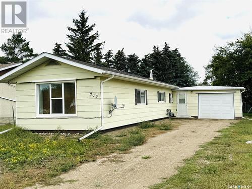 909 9Th Street, Perdue, SK - Outdoor