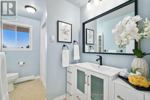 223 Lakeshore Road, Brighton, ON - Indoor Photo Showing Bathroom