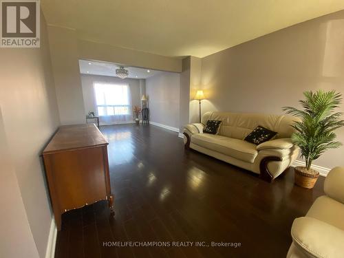 46 Canmore Boulevard, Toronto, ON - Indoor Photo Showing Other Room