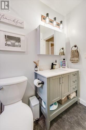 4131 Shasheen Road Road Lot# Lot B, Nelson, BC - Indoor Photo Showing Bathroom