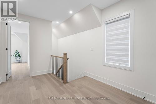 1080 Roosevelt Road, Mississauga, ON - Indoor Photo Showing Other Room