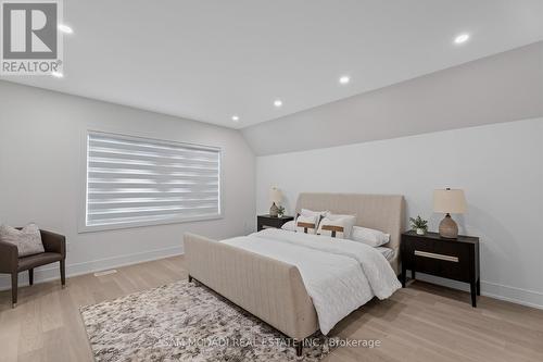 1080 Roosevelt Road, Mississauga, ON - Indoor Photo Showing Bedroom