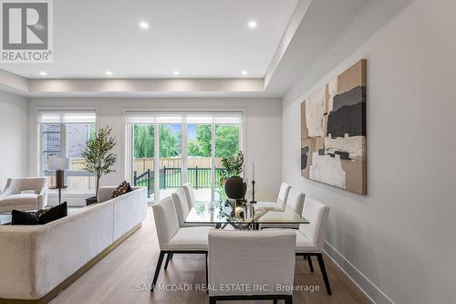 1080 Roosevelt Road, Mississauga, ON - Indoor Photo Showing Dining Room