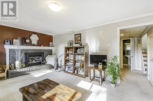 655 Cumberland Avenue, Burlington, ON - Indoor Photo Showing Living Room With Fireplace