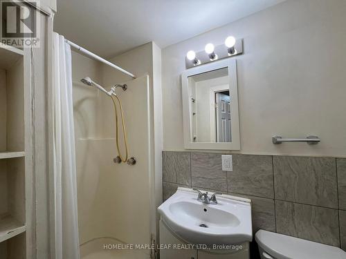 59 Geddes Street, Belleville, ON - Indoor Photo Showing Bathroom