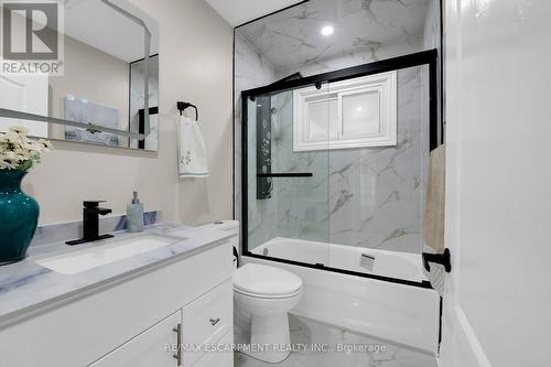 67 Glendee Road, Hamilton, ON - Indoor Photo Showing Bathroom