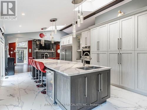 5947 Fourth Line, Erin, ON - Indoor Photo Showing Kitchen With Double Sink