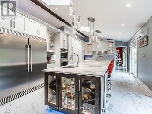 5947 Fourth Line, Erin, ON - Indoor Photo Showing Kitchen With Upgraded Kitchen