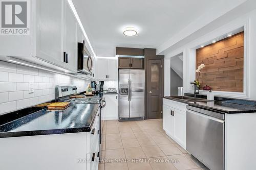 250 Fall Fair Way, Hamilton, ON - Indoor Photo Showing Kitchen With Stainless Steel Kitchen With Double Sink