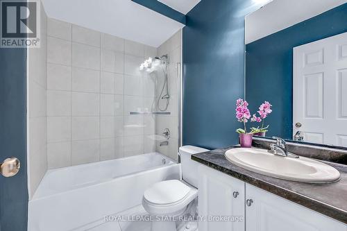 250 Fall Fair Way, Hamilton, ON - Indoor Photo Showing Bathroom