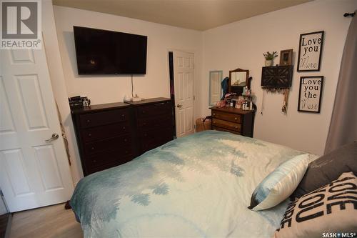 418 7Th Avenue W, Nipawin, SK - Indoor Photo Showing Bedroom