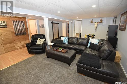 418 7Th Avenue W, Nipawin, SK - Indoor