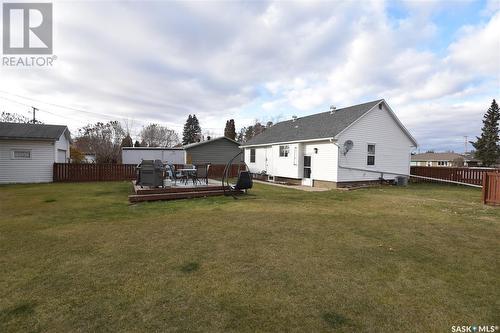 418 7Th Avenue W, Nipawin, SK - Outdoor