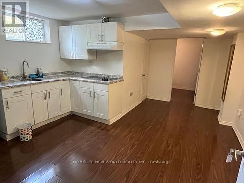 Bsmt - 368 Bent Crescent, Richmond Hill, ON - Indoor Photo Showing Kitchen