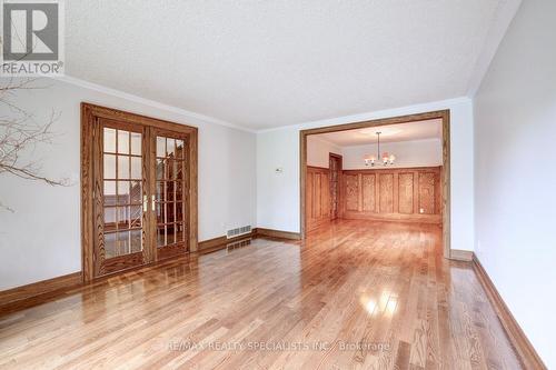 2393 Kenbarb Road, Mississauga, ON - Indoor Photo Showing Other Room