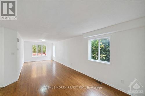 144 Carwood Circle, Ottawa, ON - Indoor Photo Showing Other Room