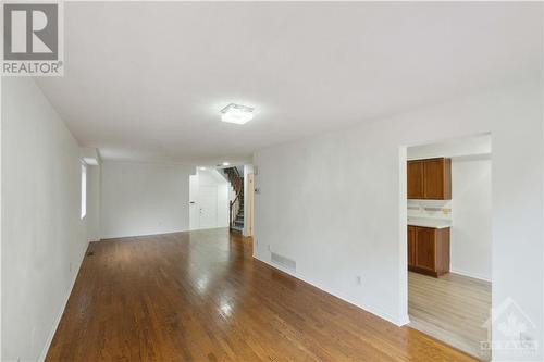 144 Carwood Circle, Ottawa, ON - Indoor Photo Showing Other Room