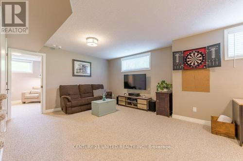 140 - 301 Carnegie Avenue, Peterborough (Northcrest), ON - Indoor