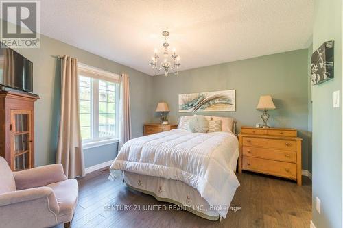 140 - 301 Carnegie Avenue, Peterborough (Northcrest), ON - Indoor Photo Showing Bedroom