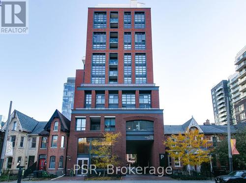 1001 - 501 Adelaide Street W, Toronto, ON - Outdoor With Facade