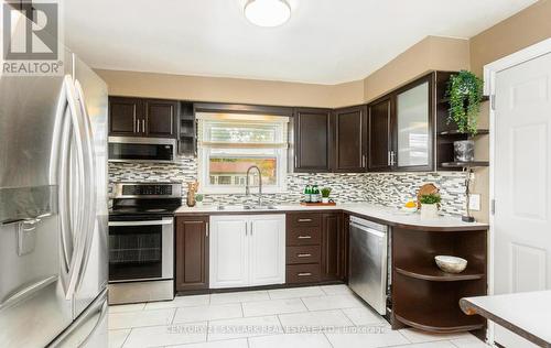 3 Binsell Avenue, Brampton, ON - Indoor Photo Showing Kitchen