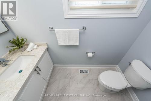 46 Wilton Drive, Brampton, ON - Indoor Photo Showing Bathroom