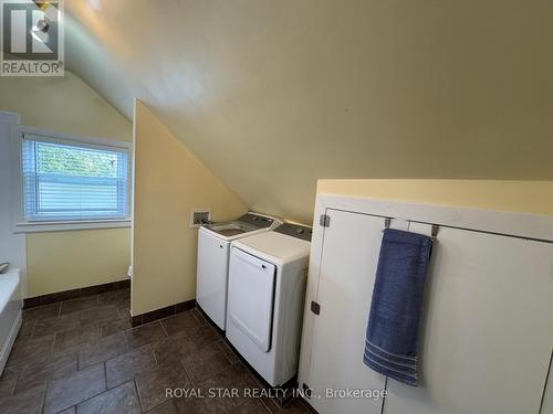 240 Freelton Road E, Hamilton, ON - Indoor Photo Showing Laundry Room