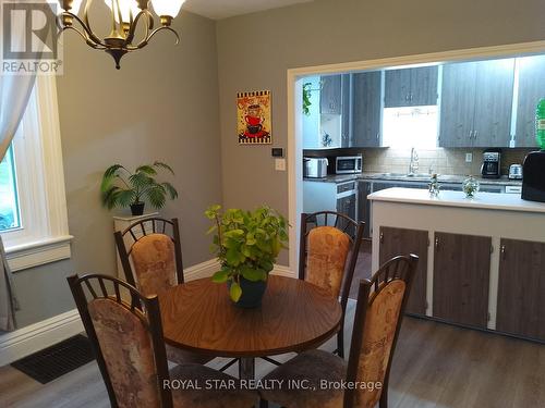 240 Freelton Road E, Hamilton, ON - Indoor Photo Showing Dining Room