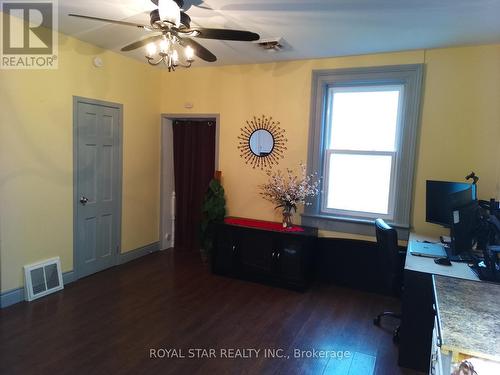 240 Freelton Road E, Hamilton, ON - Indoor Photo Showing Living Room With Fireplace