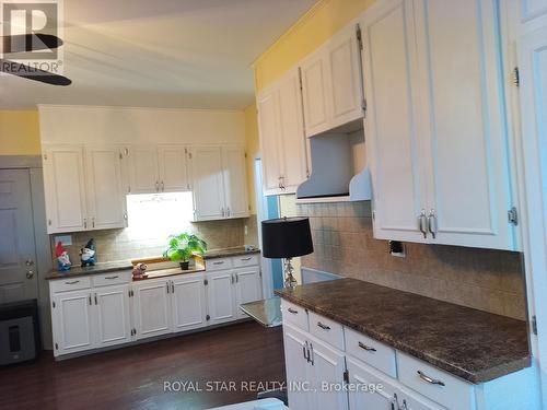 240 Freelton Road E, Hamilton, ON - Indoor Photo Showing Kitchen