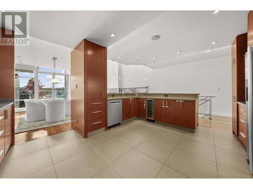 Th K 1111 Marinaside Crescent, Vancouver, BC - Indoor Photo Showing Kitchen With Upgraded Kitchen