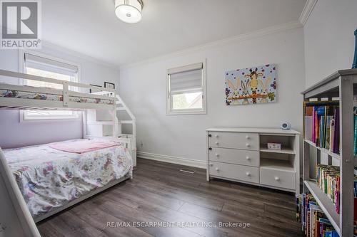 2132 Maplewood Drive, Burlington, ON - Indoor Photo Showing Bedroom