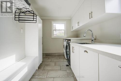 2132 Maplewood Drive, Burlington, ON - Indoor Photo Showing Laundry Room