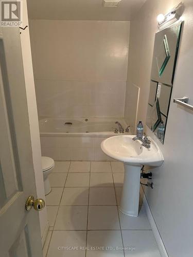 3865 Densbury Drive, Mississauga, ON - Indoor Photo Showing Bathroom