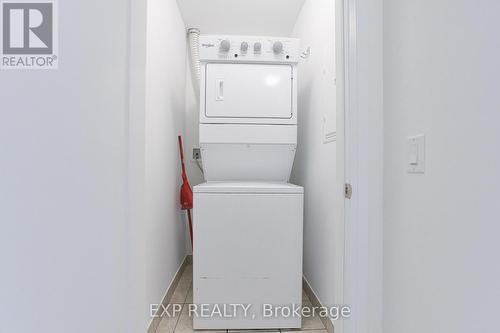 519 - 16 Concord Place, Grimsby, ON - Indoor Photo Showing Laundry Room