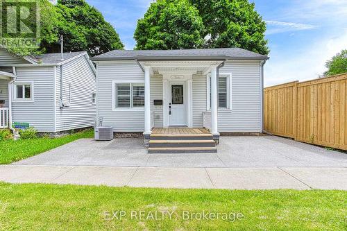 12 Napier Street, St. Catharines, ON - Outdoor