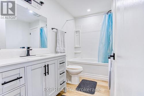 12 Napier Street, St. Catharines, ON - Indoor Photo Showing Bathroom