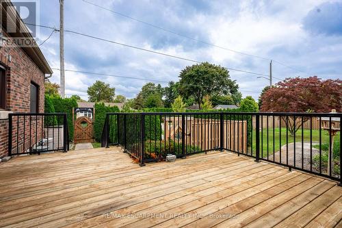 1454 Oakdale Street, London, ON - Outdoor With Deck Patio Veranda With Exterior