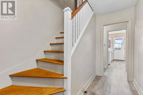 1454 Oakdale Street, London, ON - Indoor Photo Showing Other Room