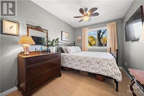 Bedroom 2 - 98 Chimo Drive, Kanata, ON - Indoor Photo Showing Bedroom