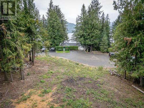 5258 Meadow Creek Crescent, North Shuswap, BC 