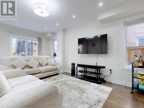 1544 Bruny Avenue, Pickering, ON - Indoor Photo Showing Living Room