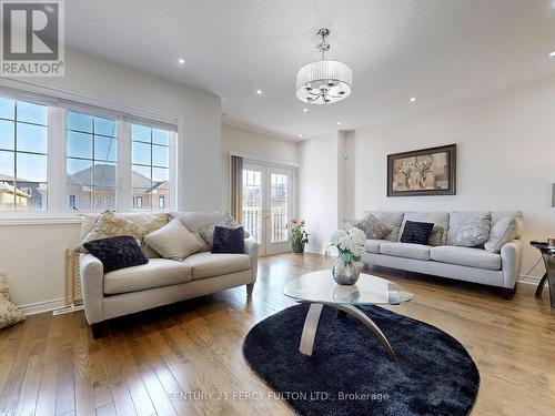 1544 Bruny Avenue, Pickering, ON - Indoor Photo Showing Living Room