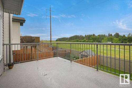 #Upper 1218 30 Av Nw, Edmonton, AB - Outdoor With Exterior