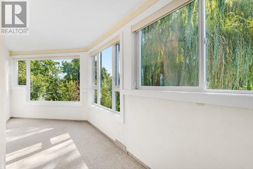 1045 Sutherland Road Unit# 238, Kelowna, BC - Indoor Photo Showing Other Room