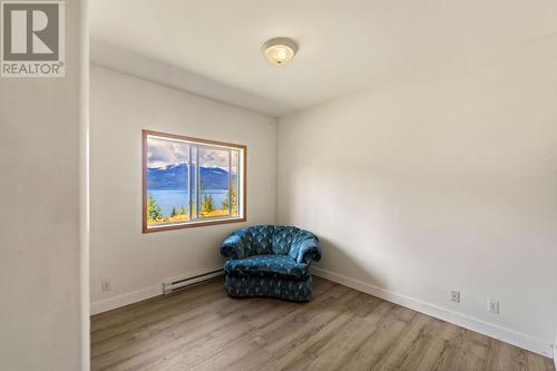 & 14506 Highway 3A Unit# 14504, Gray Creek, BC - Indoor Photo Showing Other Room